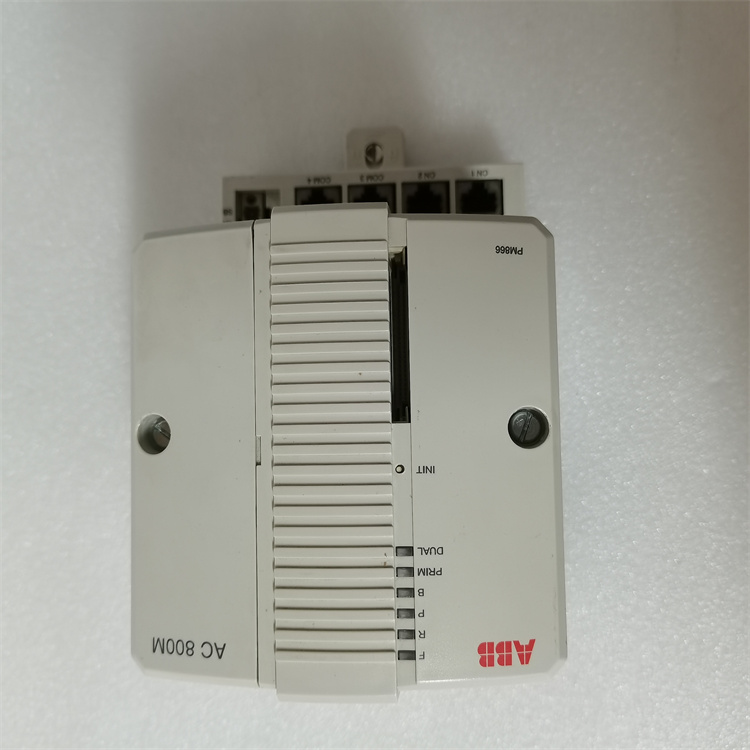 PM866K0106.jpg